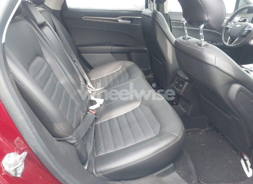 Photo 8 of 2014 Ford Fusion SE (VIN 3FA6P0HD3ER371020)