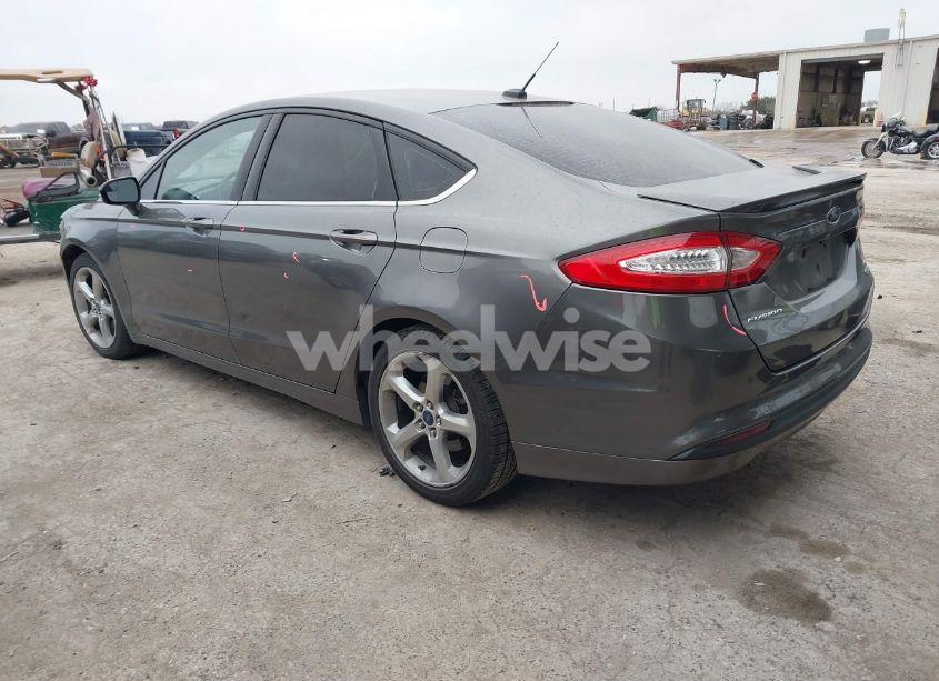 Photo 3 of 2014 Ford Fusion SE (VIN 3FA6P0HD3ER378033)