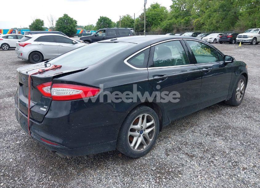 Photo 4 of 2014 Ford Fusion SE (VIN 3FA6P0HD3ER397942)