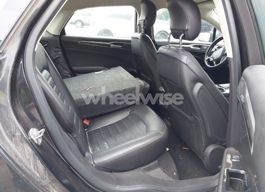 Photo 8 of 2014 Ford Fusion SE (VIN 3FA6P0HD3ER397942)