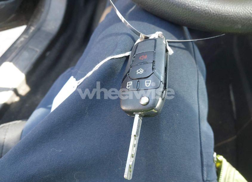 Photo 11 of 2015 Ford Fusion SE (VIN 3FA6P0HD3FR125991)