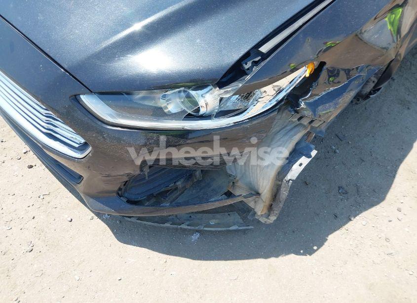 Photo 6 of 2015 Ford Fusion SE (VIN 3FA6P0HD3FR125991)