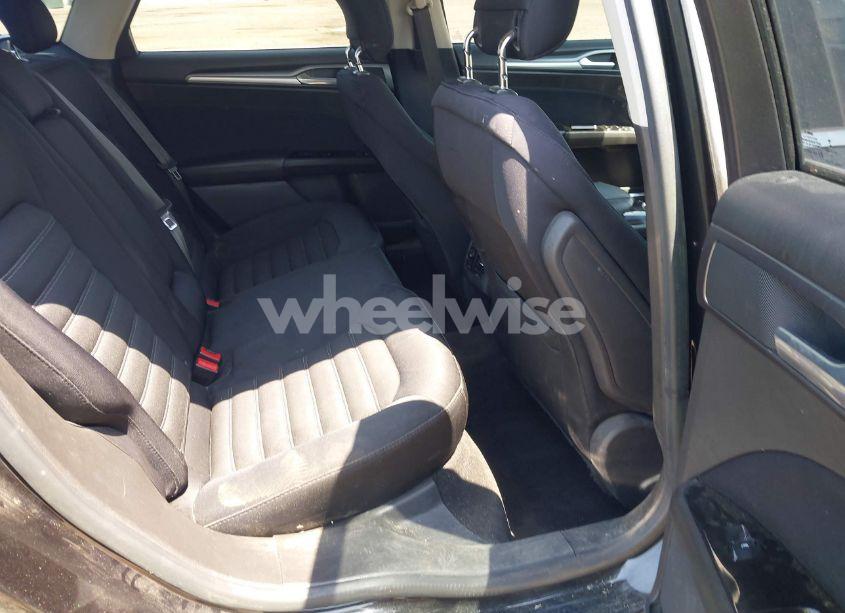 Photo 8 of 2015 Ford Fusion SE (VIN 3FA6P0HD3FR125991)