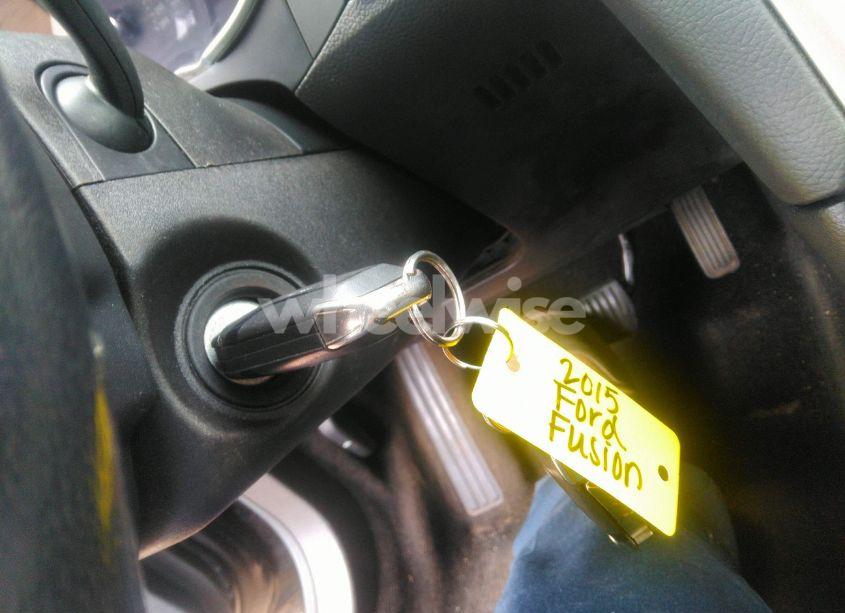 Photo 11 of 2015 Ford Fusion SE (VIN 3FA6P0HD3FR163656)