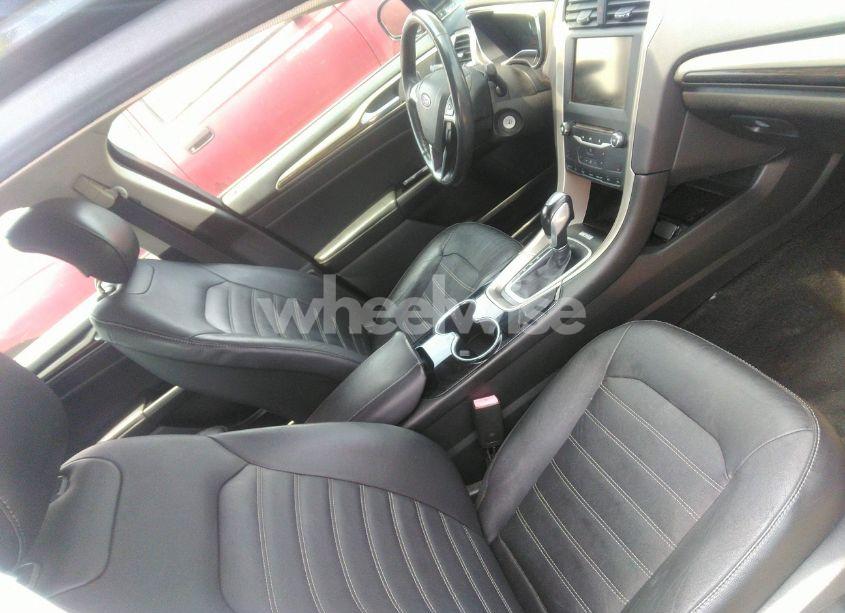 Photo 5 of 2015 Ford Fusion SE (VIN 3FA6P0HD3FR163656)