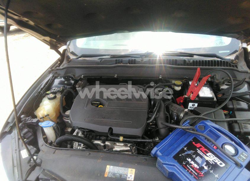 Photo 6 of 2015 Ford Fusion SE (VIN 3FA6P0HD3FR163656)