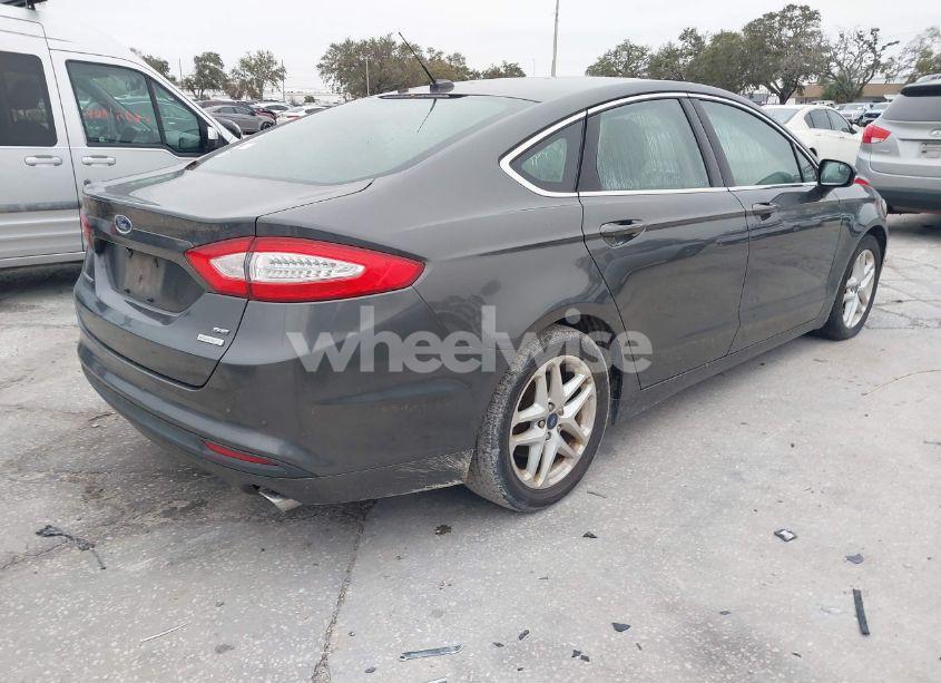 Photo 4 of 2015 Ford Fusion SE (VIN 3FA6P0HD3FR168033)