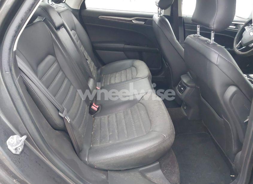 Photo 8 of 2015 Ford Fusion SE (VIN 3FA6P0HD3FR168033)