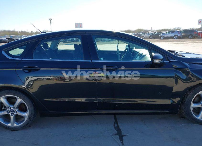 Photo 13 of 2015 Ford Fusion SE (VIN 3FA6P0HD3FR196009)