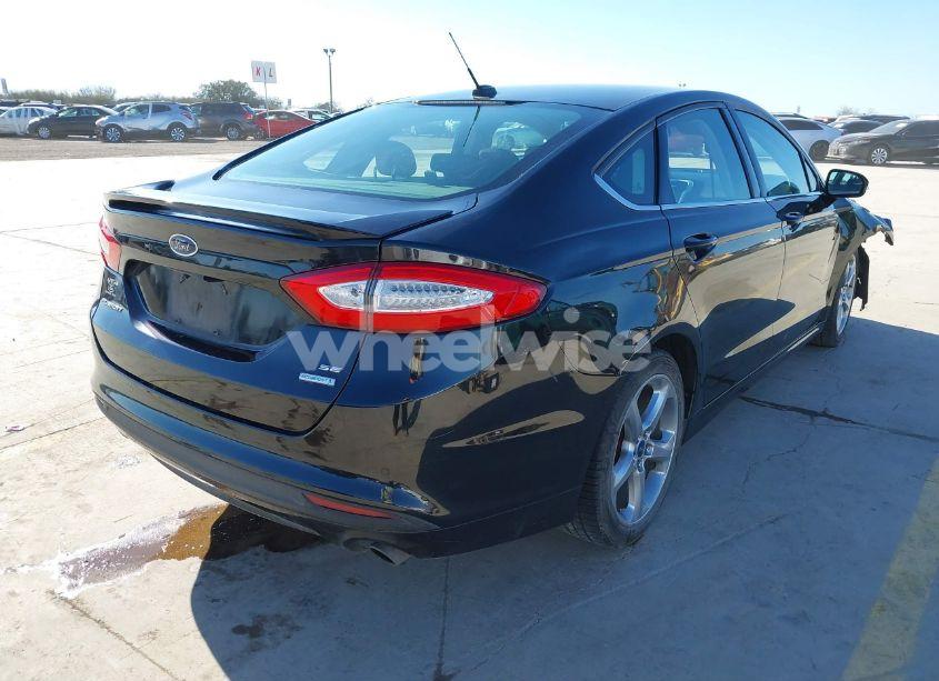 Photo 4 of 2015 Ford Fusion SE (VIN 3FA6P0HD3FR196009)