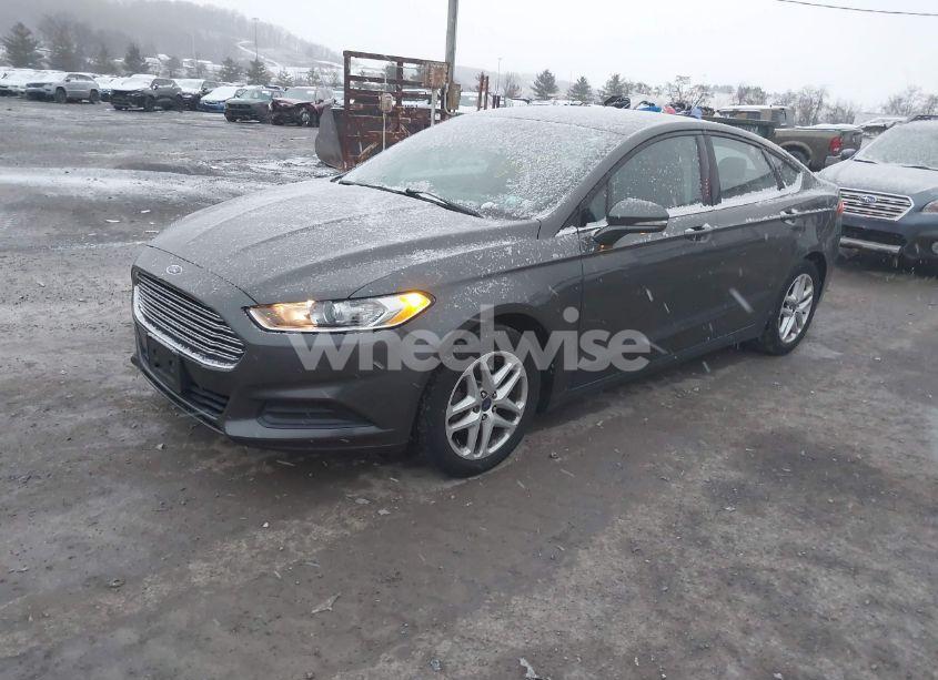 Photo 2 of 2015 Ford Fusion SE (VIN 3FA6P0HD3FR232619)