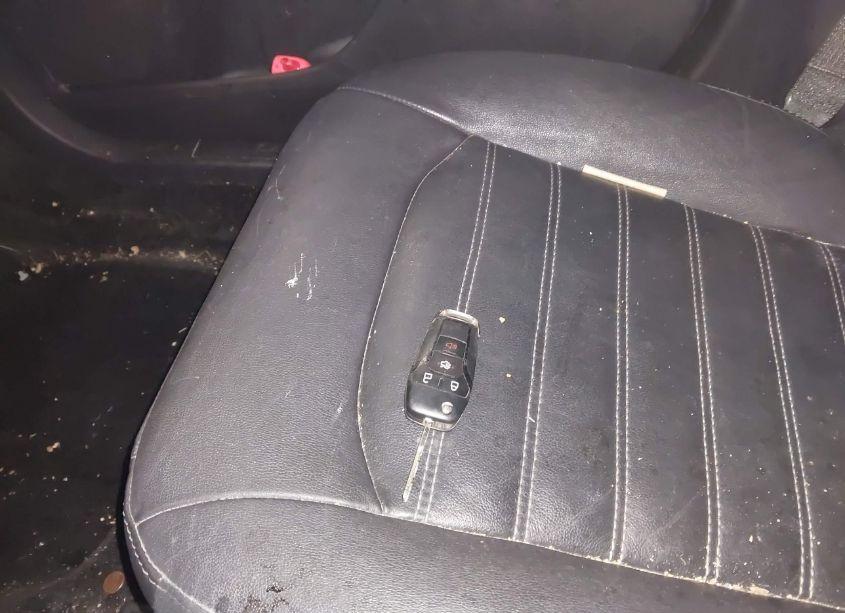 Photo 11 of 2015 Ford Fusion SE (VIN 3FA6P0HD3FR304094)