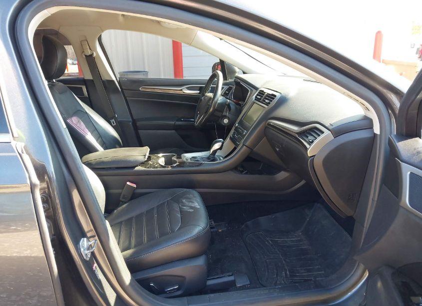 Photo 5 of 2016 Ford Fusion SE (VIN 3FA6P0HD3GR171709)