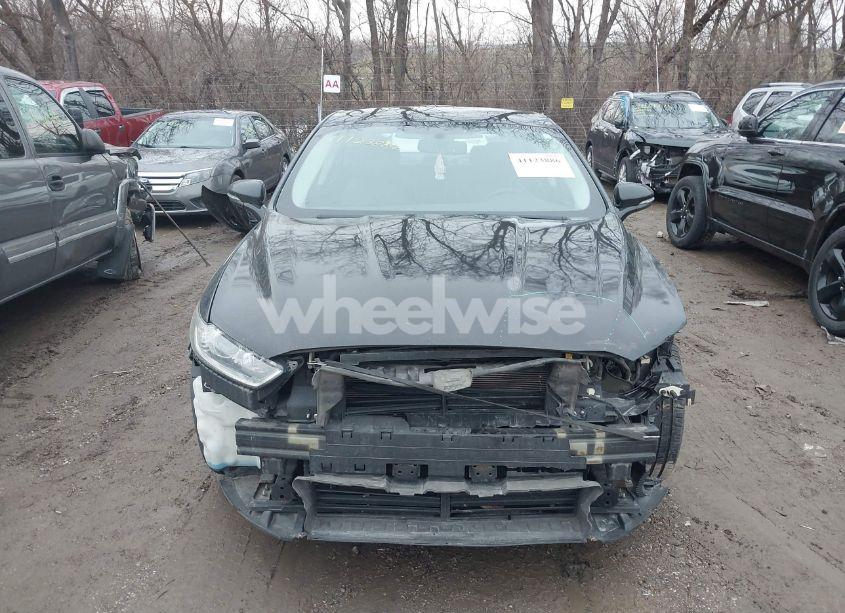 Photo 13 of 2016 Ford Fusion SE (VIN 3FA6P0HD3GR185822)