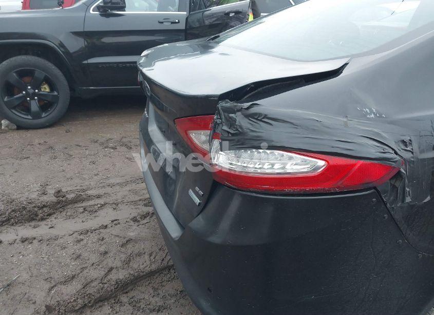 Photo 22 of 2016 Ford Fusion SE (VIN 3FA6P0HD3GR185822)