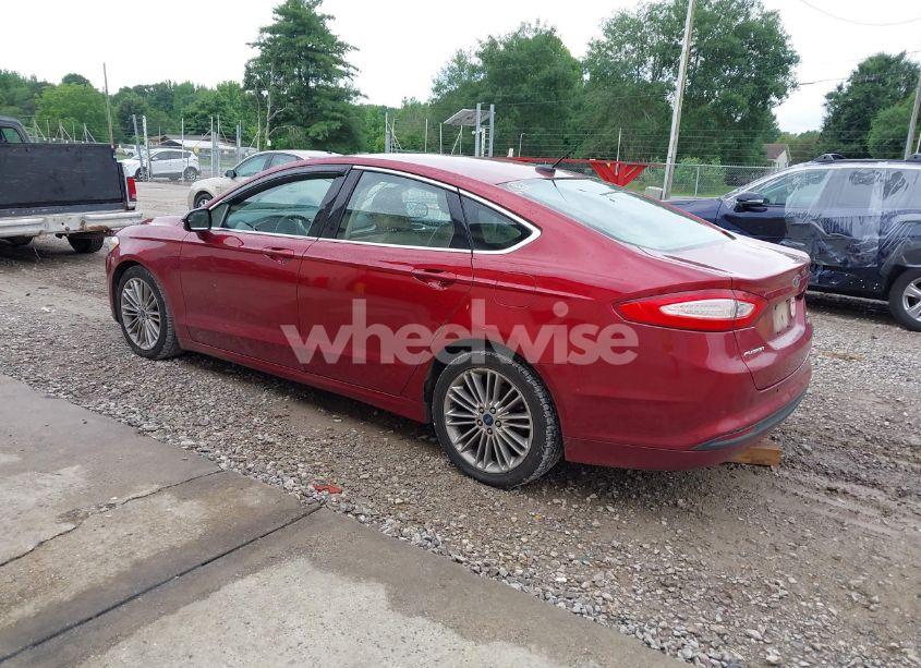Photo 3 of 2016 Ford Fusion SE (VIN 3FA6P0HD3GR187456)