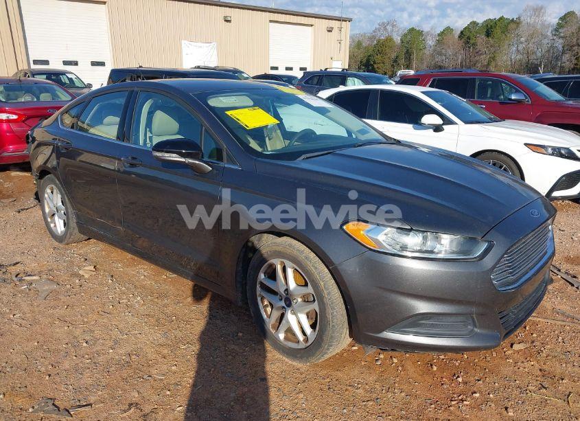 2016 Ford Fusion SE (VIN 3FA6P0HD3GR240706) main photo