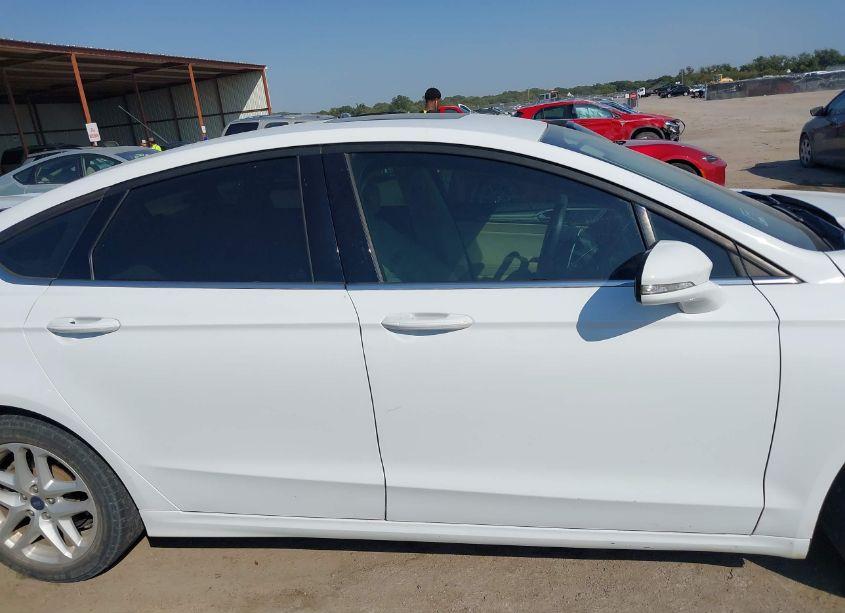 Photo 13 of 2016 Ford Fusion SE (VIN 3FA6P0HD3GR302539)