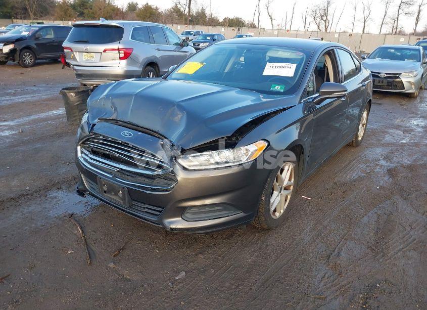 Photo 2 of 2016 Ford Fusion SE (VIN 3FA6P0HD3GR309605)