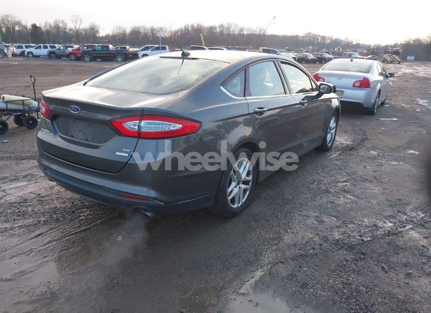 Photo 4 of 2016 Ford Fusion SE (VIN 3FA6P0HD3GR309605)