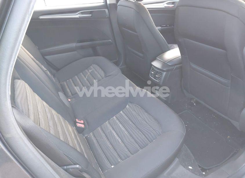 Photo 8 of 2016 Ford Fusion SE (VIN 3FA6P0HD3GR309605)