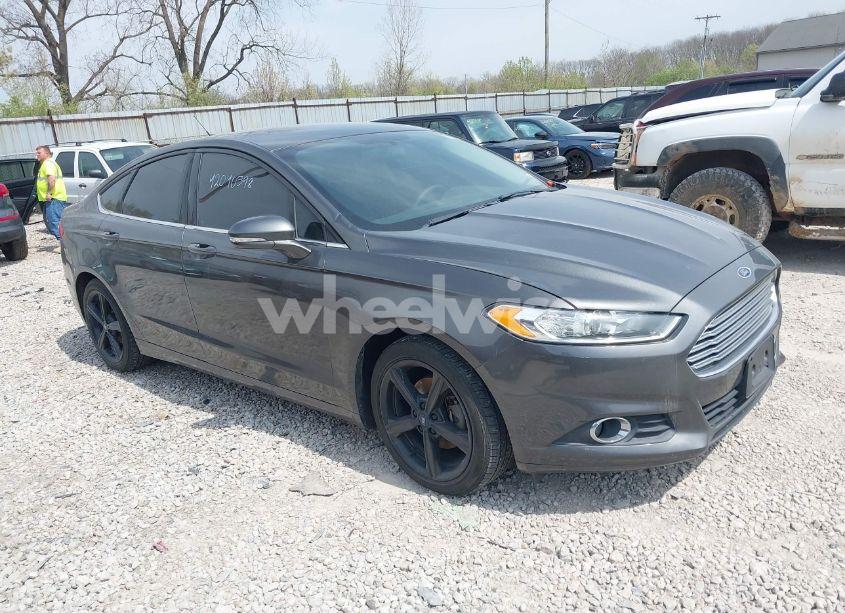 2016 Ford Fusion SE (VIN 3FA6P0HD3GR380223) main photo