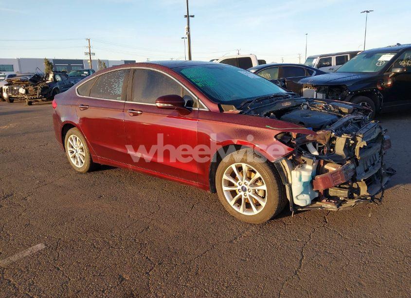 2017 Ford Fusion SE (VIN 3FA6P0HD3HR132619) main photo