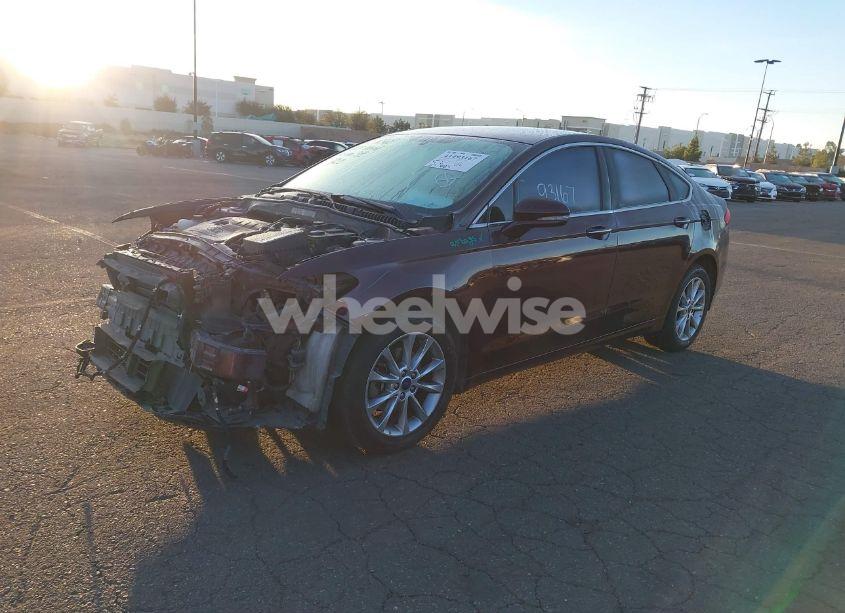 Photo 2 of 2017 Ford Fusion SE (VIN 3FA6P0HD3HR132619)