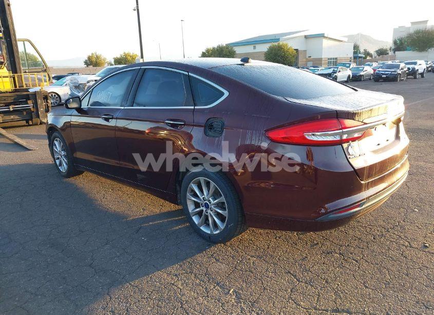 Photo 3 of 2017 Ford Fusion SE (VIN 3FA6P0HD3HR132619)