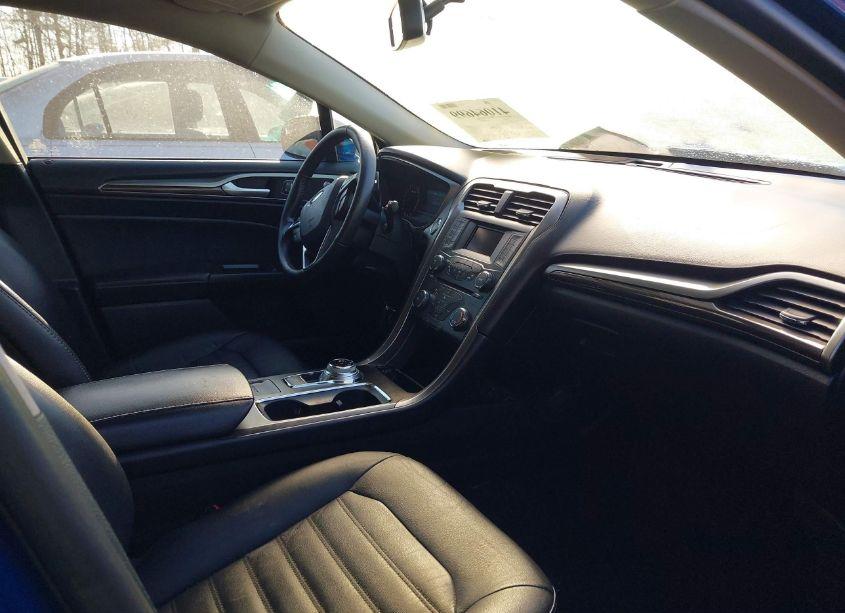 Photo 5 of 2017 Ford Fusion SE (VIN 3FA6P0HD3HR143152)