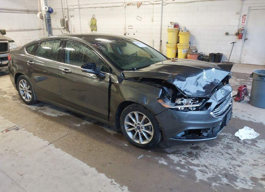 2017 Ford Fusion SE (VIN 3FA6P0HD3HR157553) main photo
