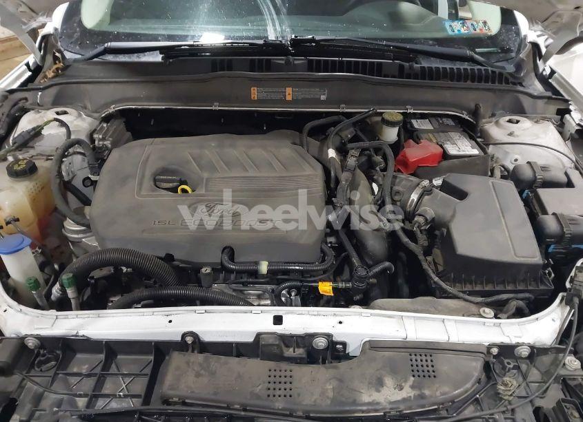 Photo 10 of 2017 Ford Fusion SE (VIN 3FA6P0HD3HR194067)