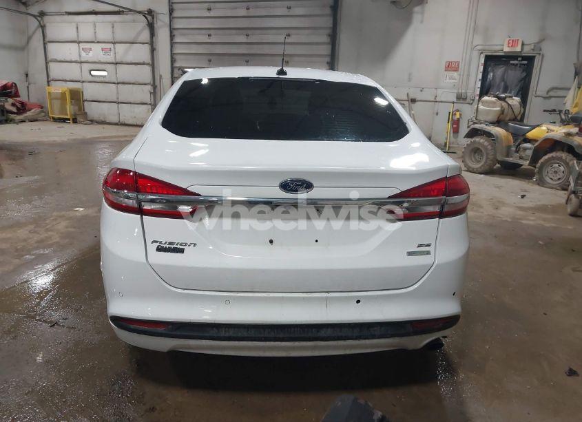 Photo 16 of 2017 Ford Fusion SE (VIN 3FA6P0HD3HR194067)