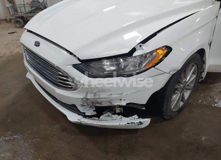 Photo 6 of 2017 Ford Fusion SE (VIN 3FA6P0HD3HR194067)