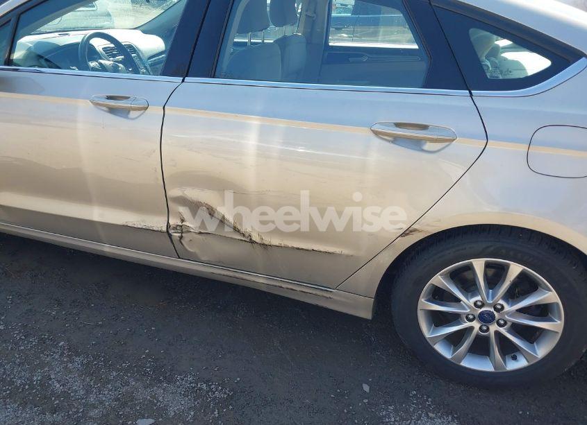 Photo 18 of 2017 Ford Fusion SE (VIN 3FA6P0HD3HR199320)