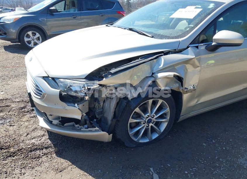 Photo 6 of 2017 Ford Fusion SE (VIN 3FA6P0HD3HR199320)