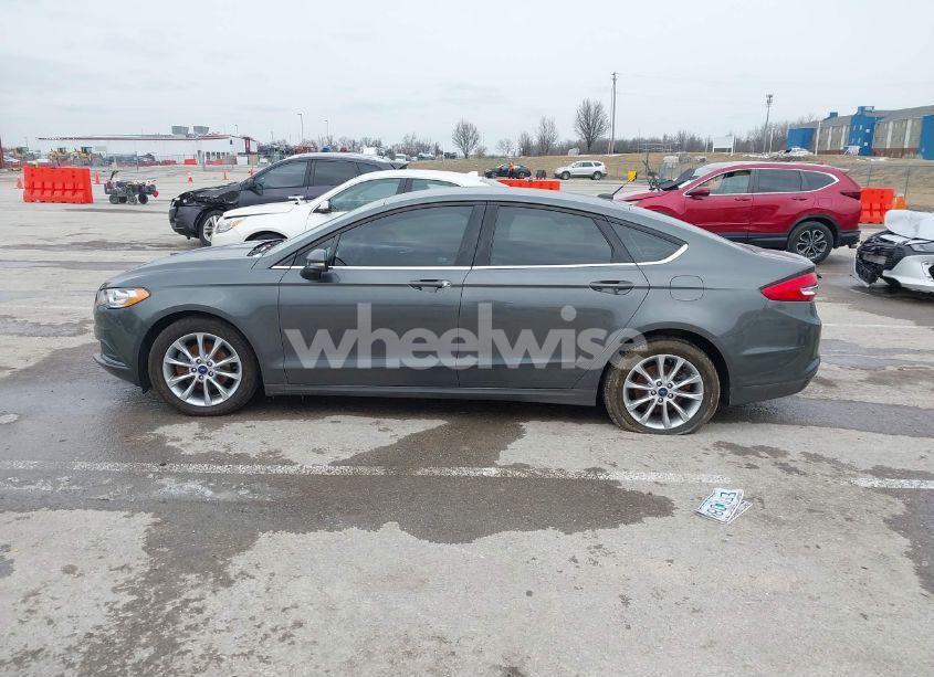 Photo 14 of 2017 Ford Fusion SE (VIN 3FA6P0HD3HR212888)