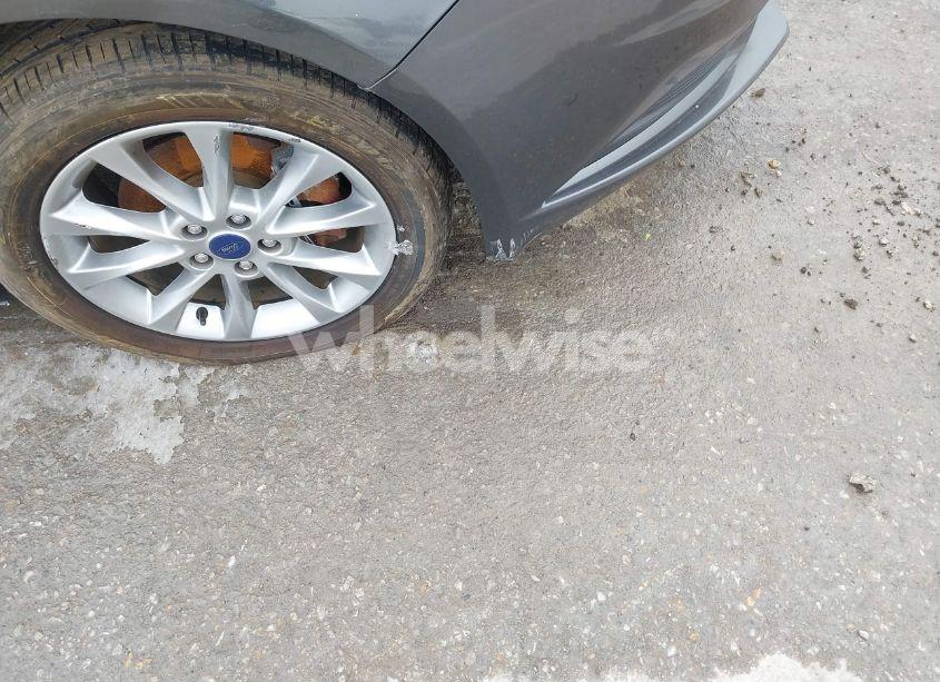 Photo 6 of 2017 Ford Fusion SE (VIN 3FA6P0HD3HR212888)