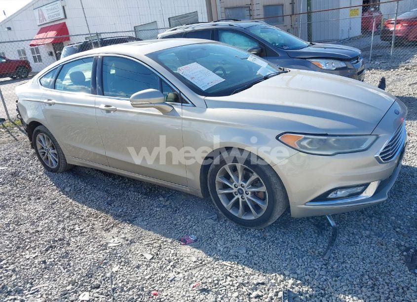 2017 Ford Fusion SE (VIN 3FA6P0HD3HR214141) main photo
