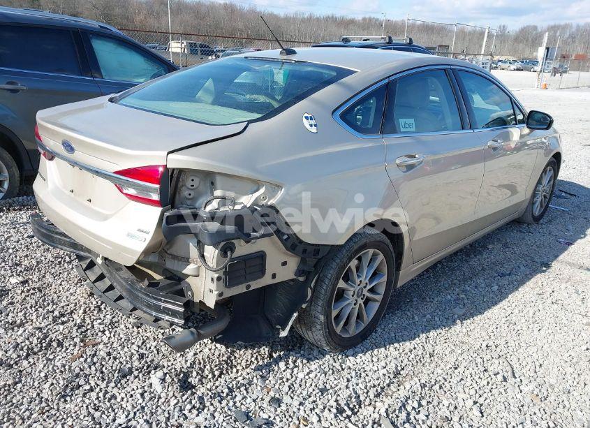 Photo 4 of 2017 Ford Fusion SE (VIN 3FA6P0HD3HR214141)
