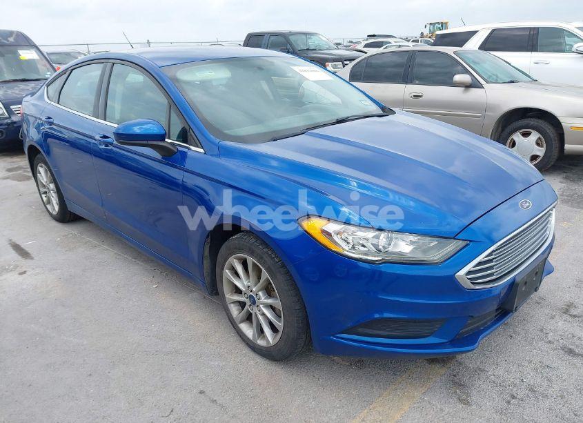 2017 Ford Fusion SE (VIN 3FA6P0HD3HR246586) main photo