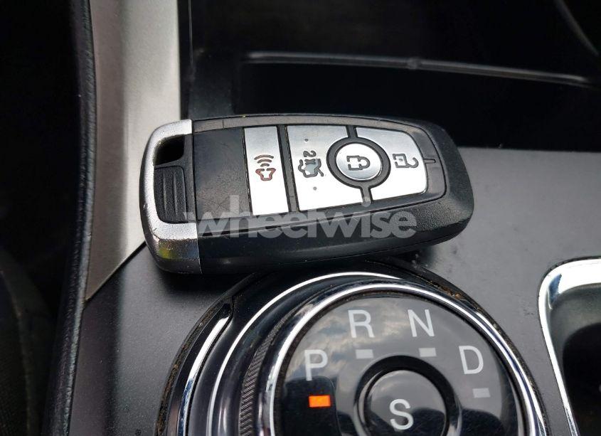 Photo 11 of 2017 Ford Fusion SE (VIN 3FA6P0HD3HR246586)