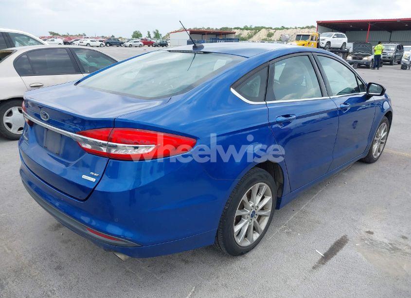 Photo 4 of 2017 Ford Fusion SE (VIN 3FA6P0HD3HR246586)