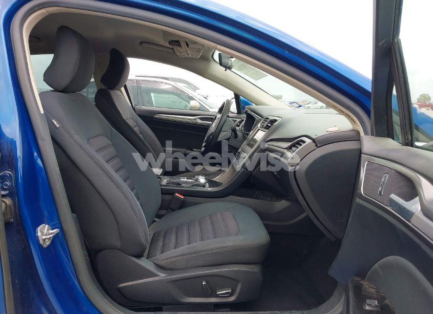 Photo 5 of 2017 Ford Fusion SE (VIN 3FA6P0HD3HR246586)