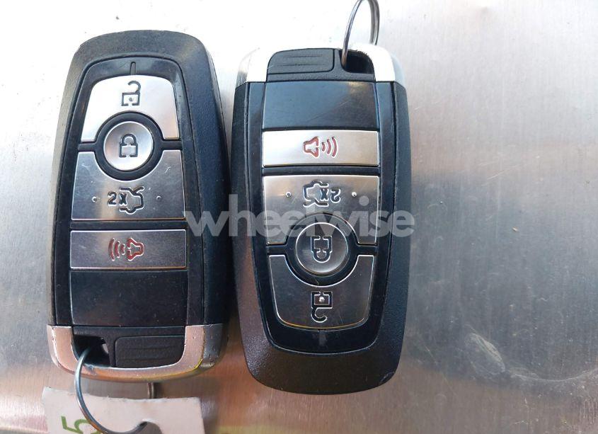 Photo 11 of 2017 Ford Fusion SE (VIN 3FA6P0HD3HR252114)