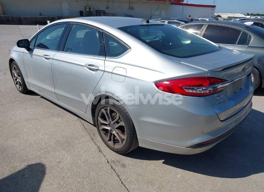 Photo 3 of 2017 Ford Fusion SE (VIN 3FA6P0HD3HR252114)