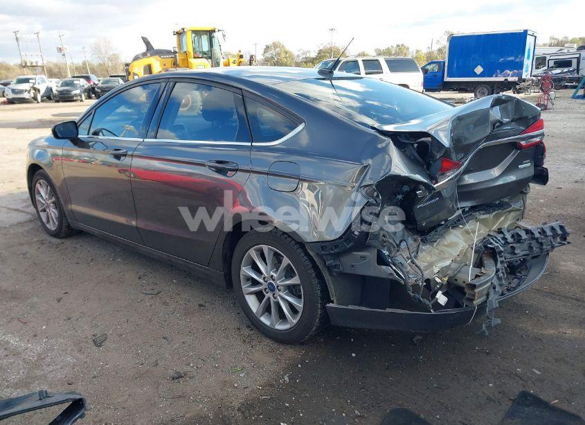 Photo 3 of 2017 Ford Fusion SE (VIN 3FA6P0HD3HR259399)