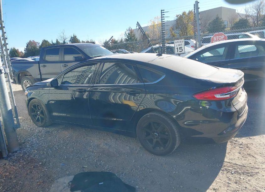 Photo 14 of 2017 Ford Fusion SE (VIN 3FA6P0HD3HR299465)