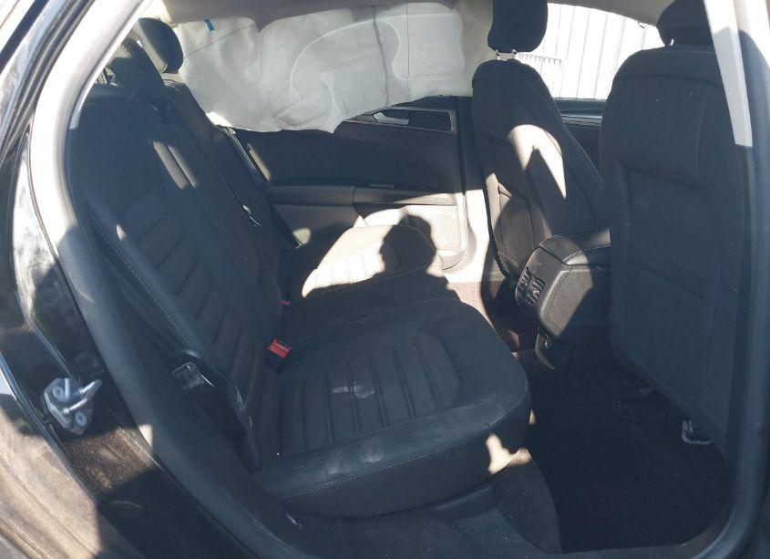 Photo 8 of 2017 Ford Fusion SE (VIN 3FA6P0HD3HR299465)