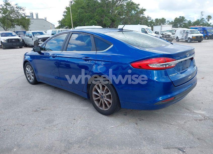 Photo 3 of 2017 Ford Fusion SE (VIN 3FA6P0HD3HR309606)